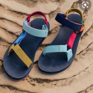 COTOPAXI x Teva sandals